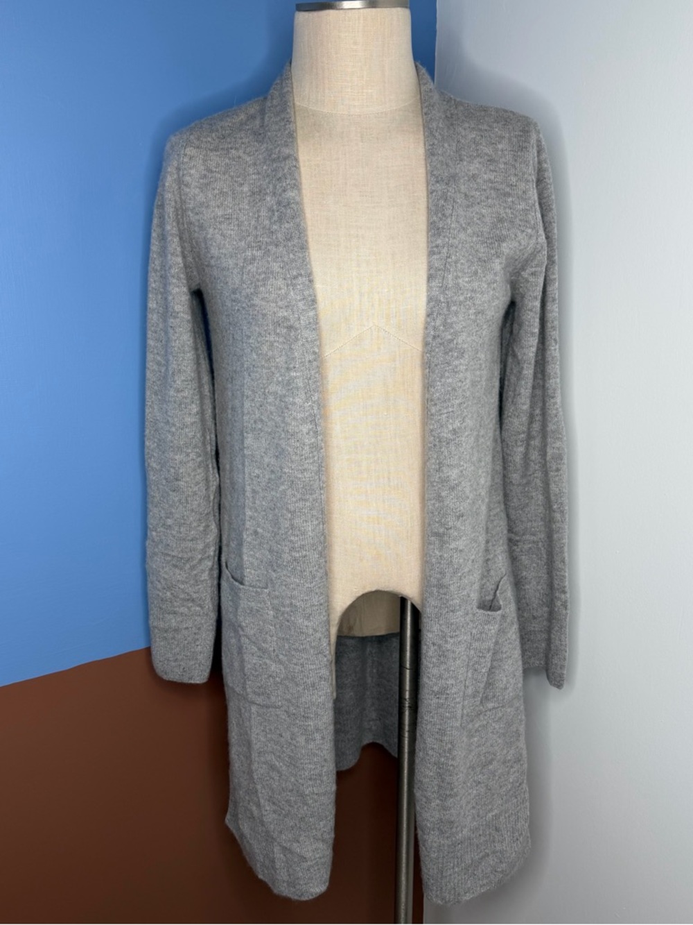 Belle France Cashmere Light Gray Open Front Knit Long Cardigan Size Medium